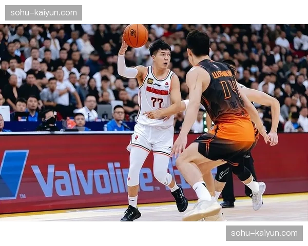 广东遭遇两连败 内线短板成争冠格局最大变数 广东遭遇两连败 内线短板成争冠格局最大变数